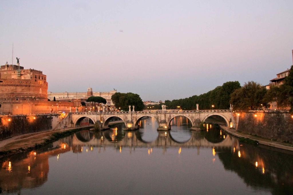 Appartamento Di Nina Roma Quarto foto